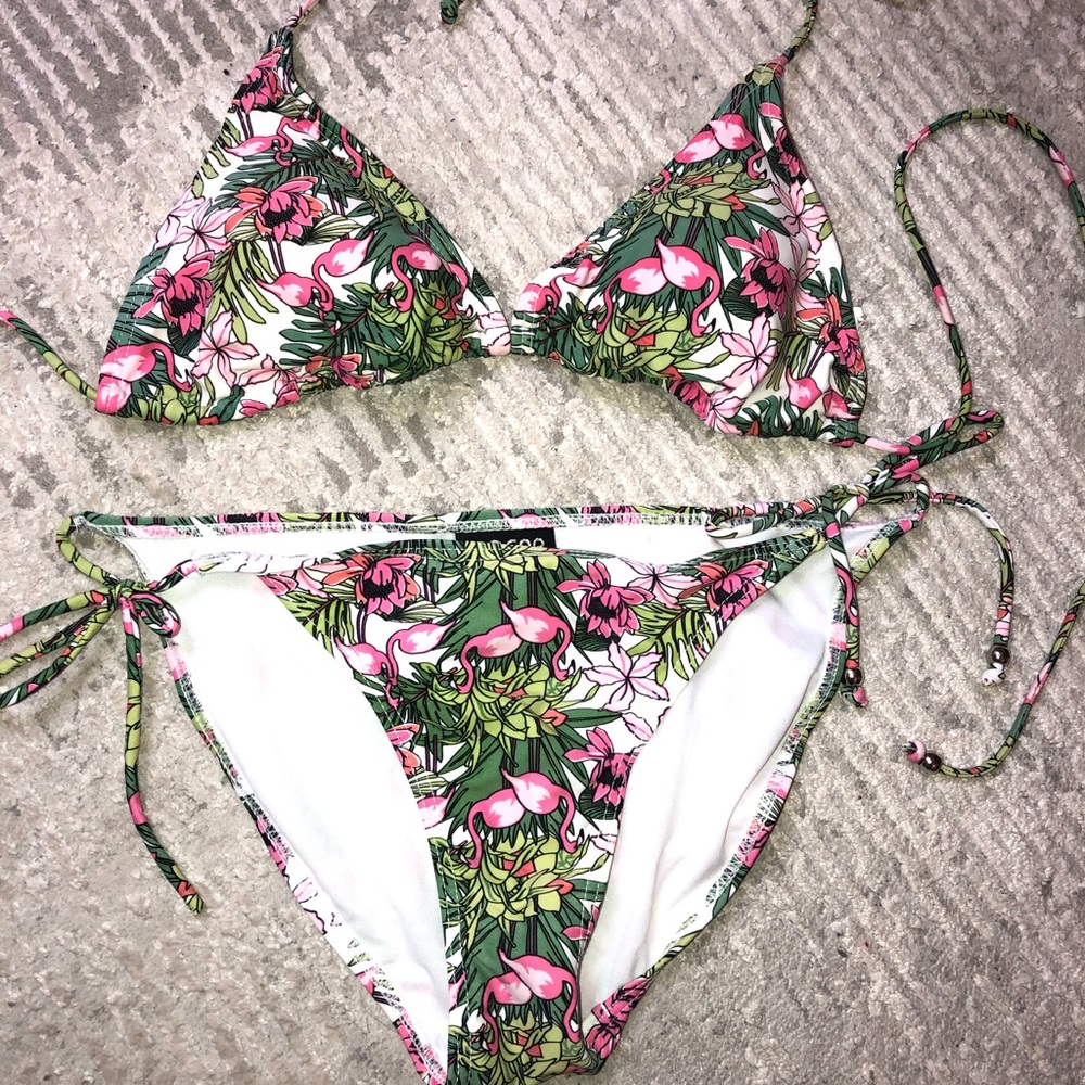 Tropical print bikini